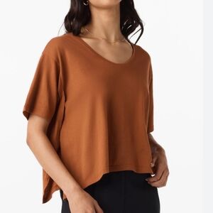 NWT Vetta Convertible tee